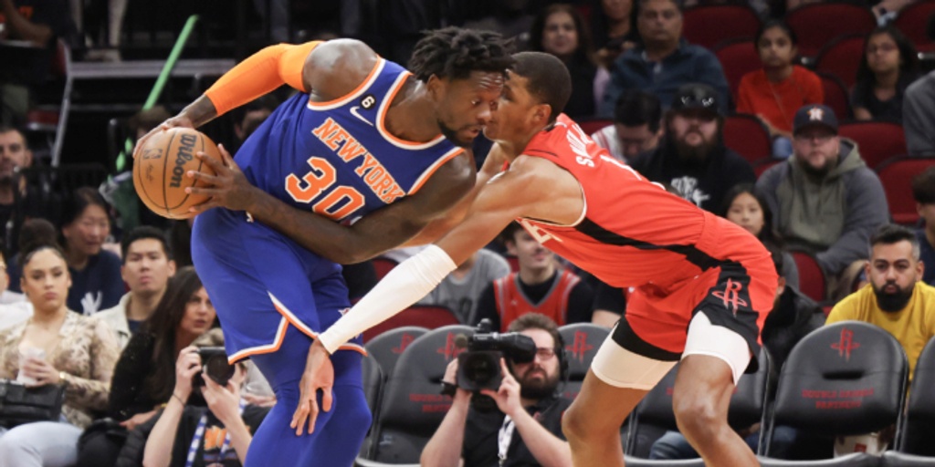 Randle's 35 leads Knicks over Rockets 108-88 to snap skid