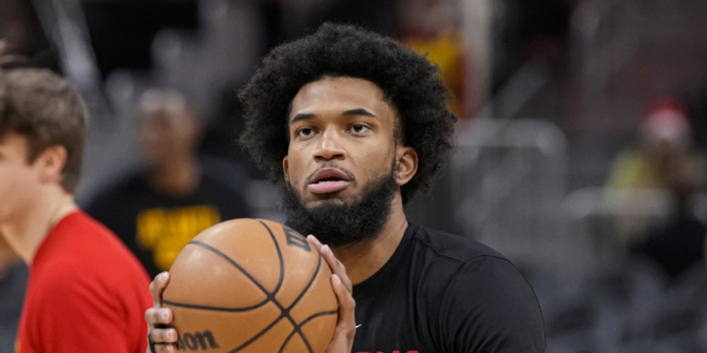 Pistons' Marvin Bagley III to miss "extended time" with hand injury