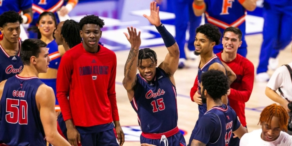 Houston, KU stay atop Top 25 while FAU enters for 1st time