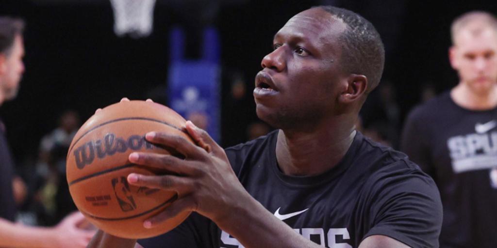 Spurs signing Gorgui Dieng to second 10-day contract