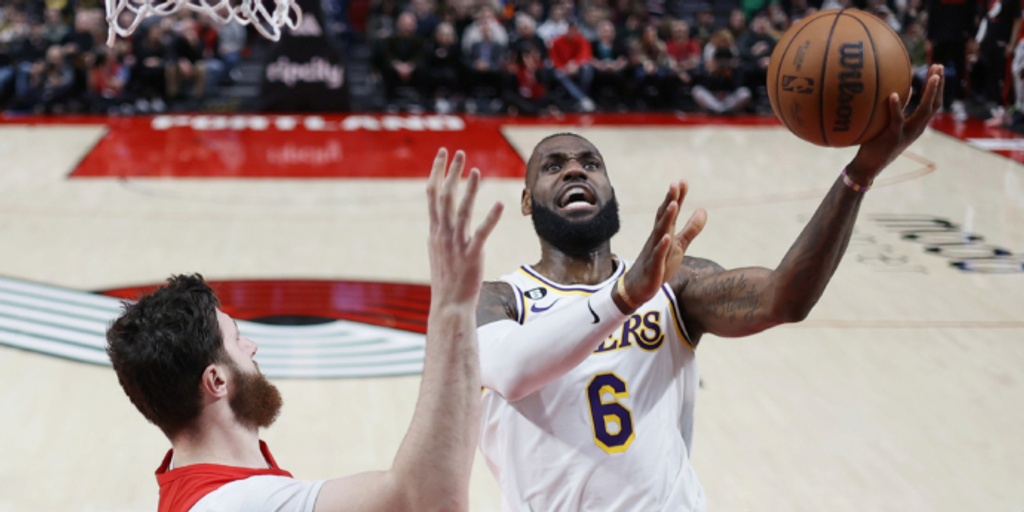LeBron James scores 37, Lakers rally past Trail Blazers 121-112
