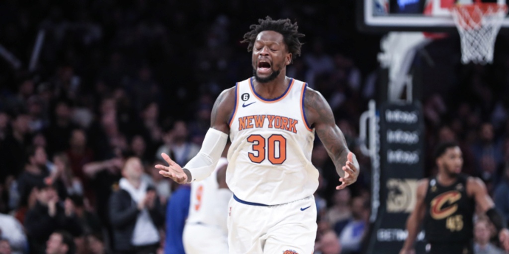 Randle has 36, 8 3s as Knicks stop Mitchell, Cavs 105-103