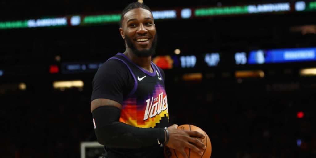 Bucks 'considered the favorites' to acquire Jae Crowder from Suns