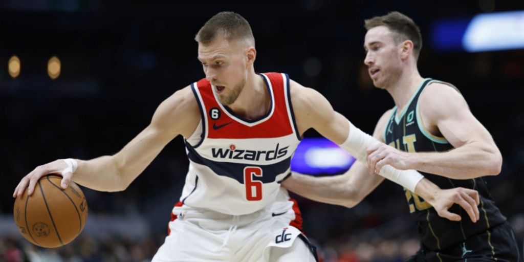 Porzingis makes eight 3s as Wizards beat Hornets, end skid