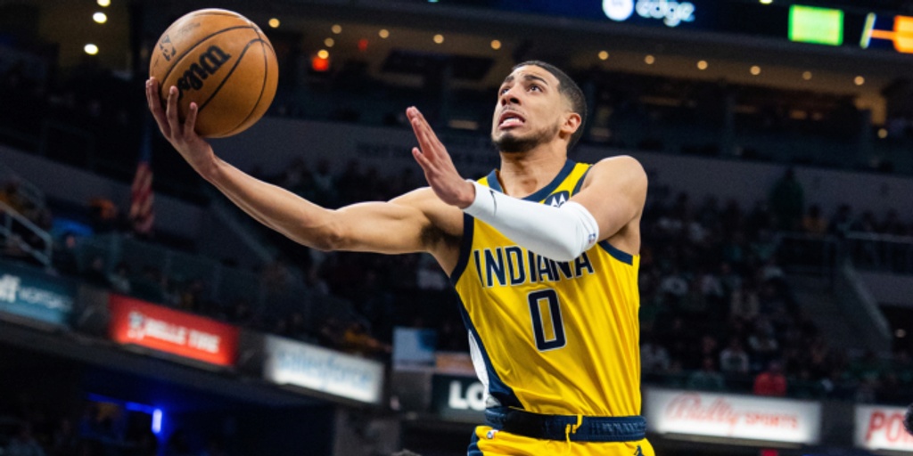 Haliburton scores 32, Pacers hold off Doncic, Mavs, 124-122