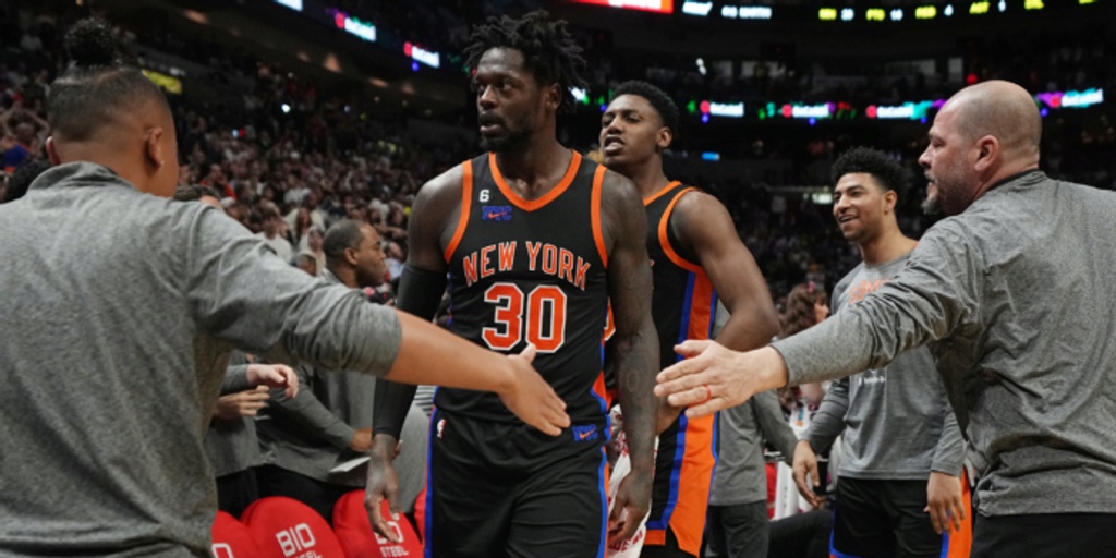 Julius Randle scores 43, Knicks top Heat 122-120 for 8th straight win