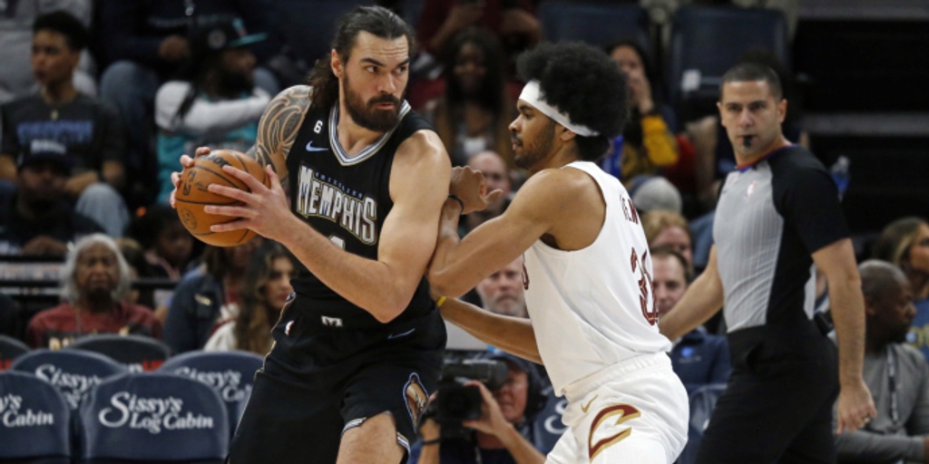 Grizzlies big man Steven Adams out at least a few more weeks