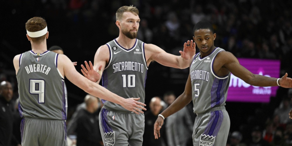 Kings end record-long playoff drought with 120-80 win over Blazers