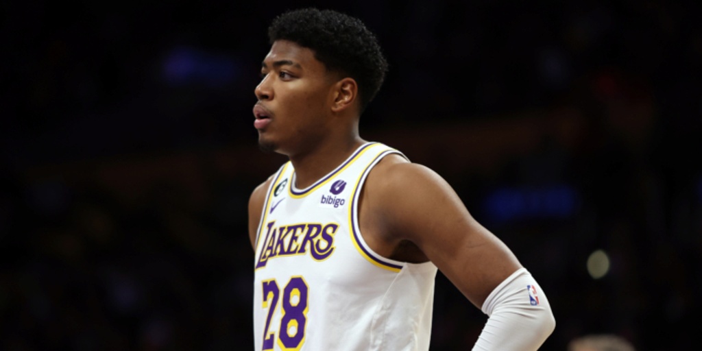 Hachimura’s big 2nd half leads Lakers past Grizzlies in Game 1