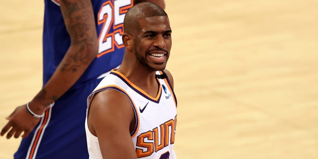 Chris Paul delivers late as Suns snap Knicks' nine-game win streak