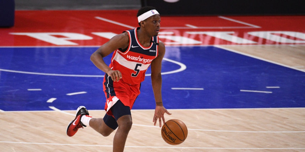 Wizards re-sign Cassius Winston on two-way contract