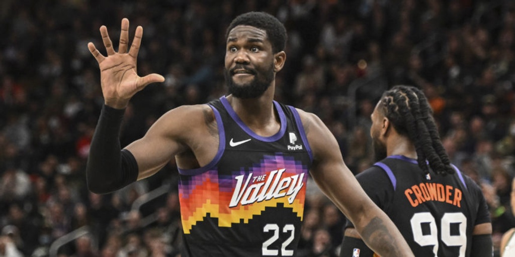Will Deandre Ayton eventually get his bag from the Suns?