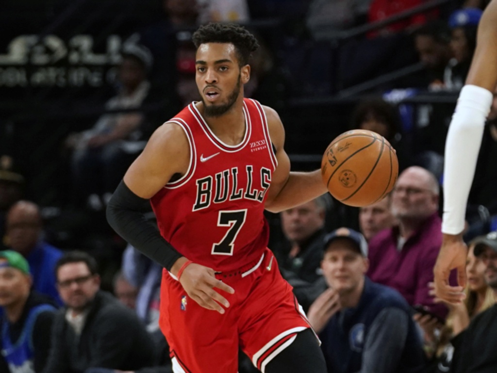 Troy Brown Jr. signs one-year deal with Lakers