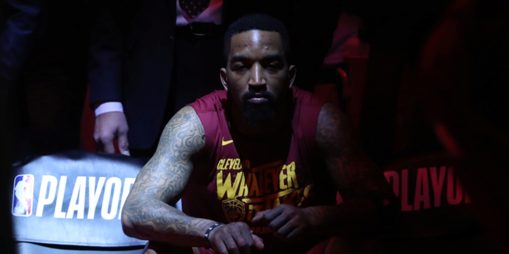 J.R. Smith feels he and other veterans were 'blackballed' from NBA