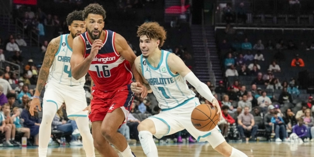 Hornets' LaMelo Ball leaves preseason game with sprained ankle