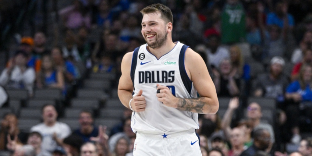 Luka Doncic, Spencer Dinwiddie try to build on Mavs' deep playoff run