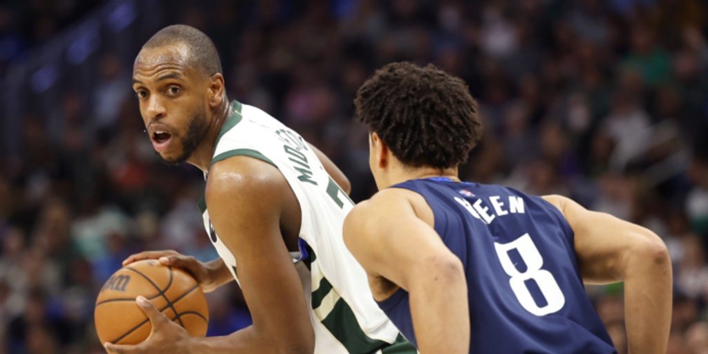 Bucks' Khris Middleton expected to miss several weeks