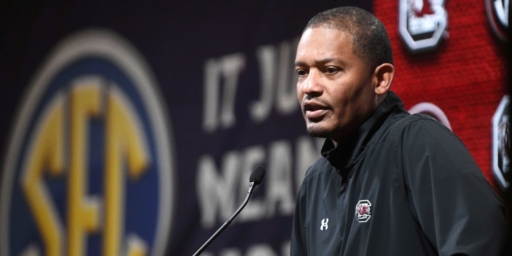 New South Carolina coach Paris taps into Staley’s knowledge