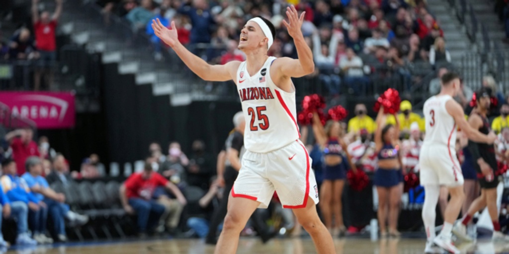 No. 17 Arizona aims to keep momentum in Lloyd’s second season