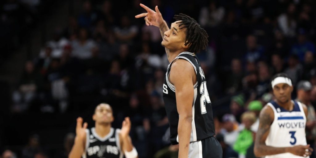 Vassell and Spurs top Timberwolves 115-106