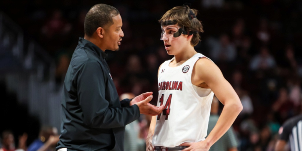 South Carolina gets first win for coach Lamont Paris