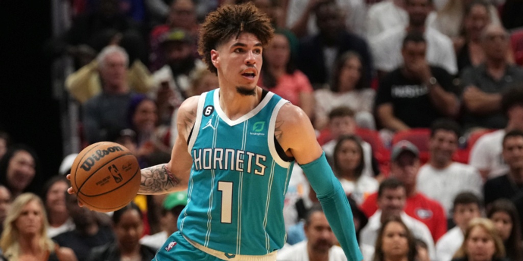 Hornets' LaMelo Ball is back in action, scores 15 in season debut