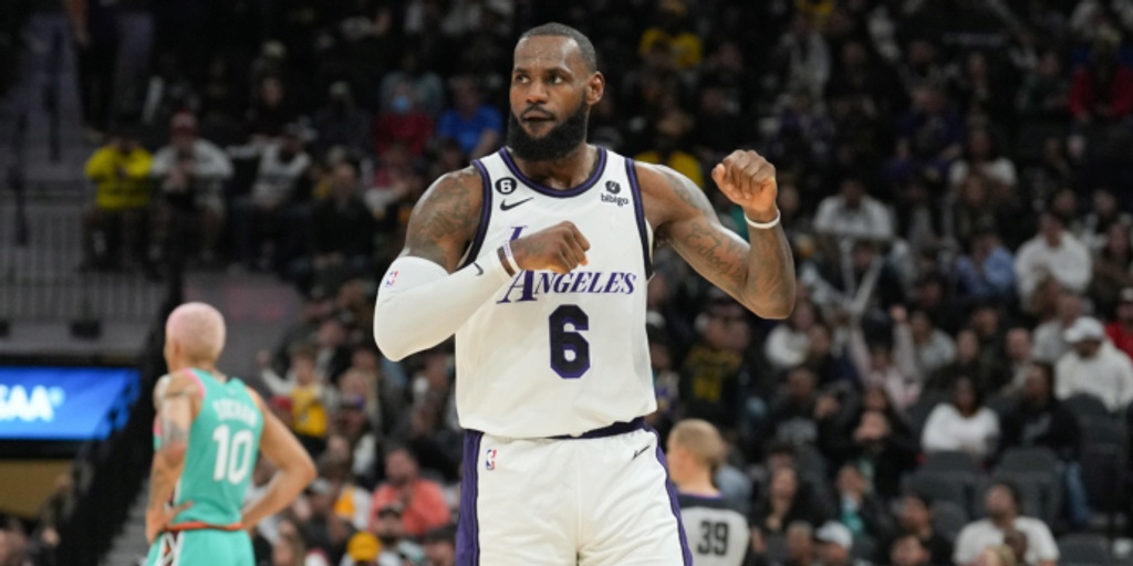 Lakers top Spurs in LeBron James' return for first road victory