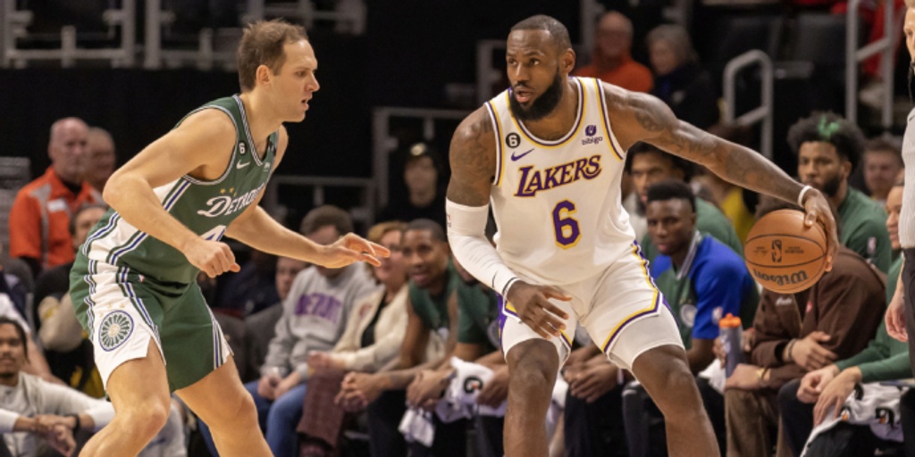 LeBron James, Anthony Davis carry Lakers past Pistons, 124-117