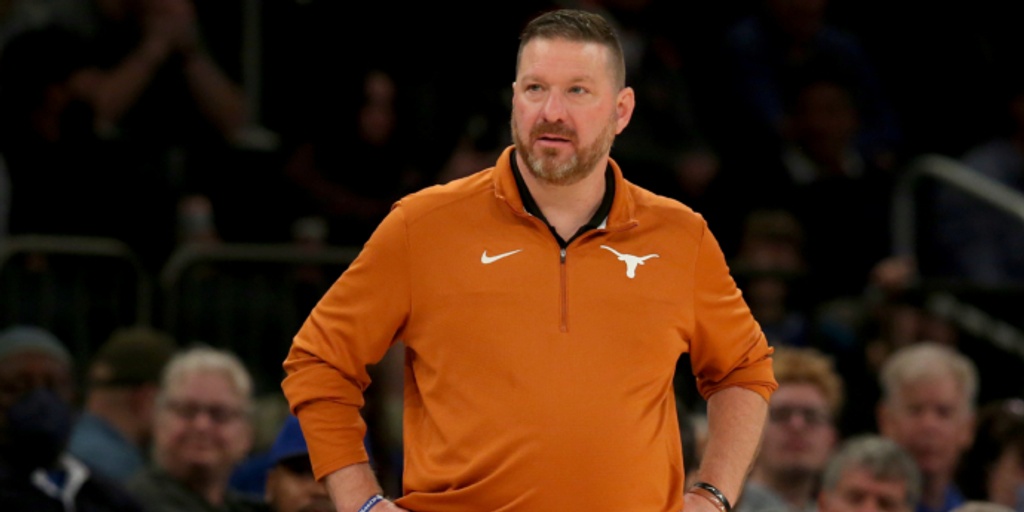 Texas coach Chris Beard arrested on family violence charge
