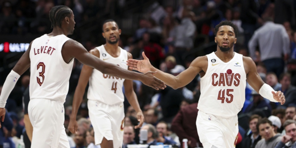 Mitchell leads Cavs to 105-90 win over 2022 playoff foe Mavs