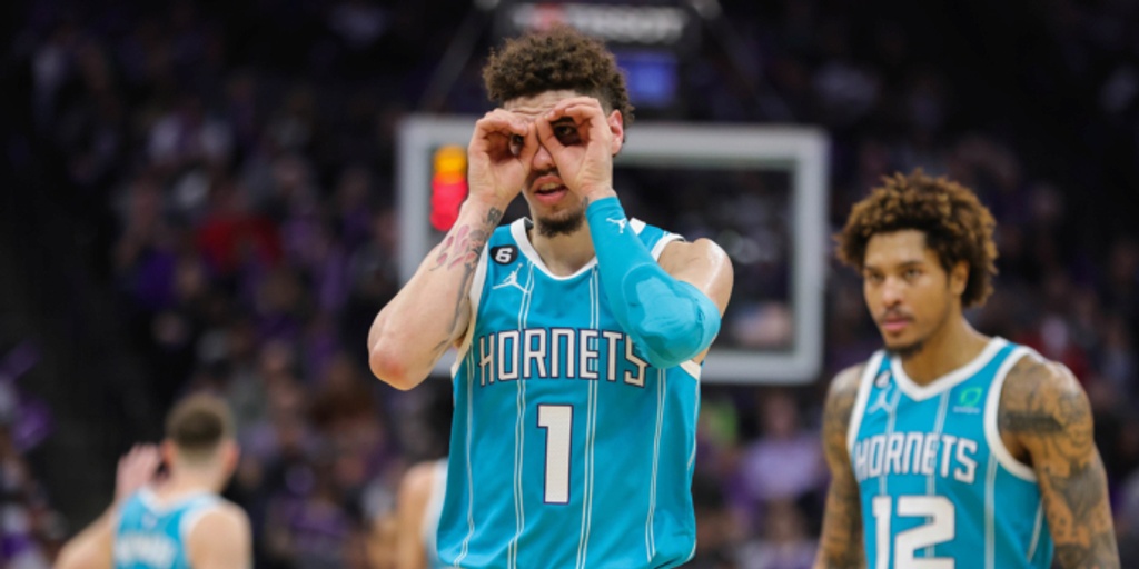 Ball, Oubre lead Hornets past Kings to halt 8-game skid