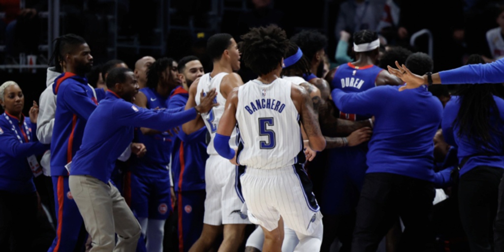 Three players ejected as Pistons-Magic scuffle in first half