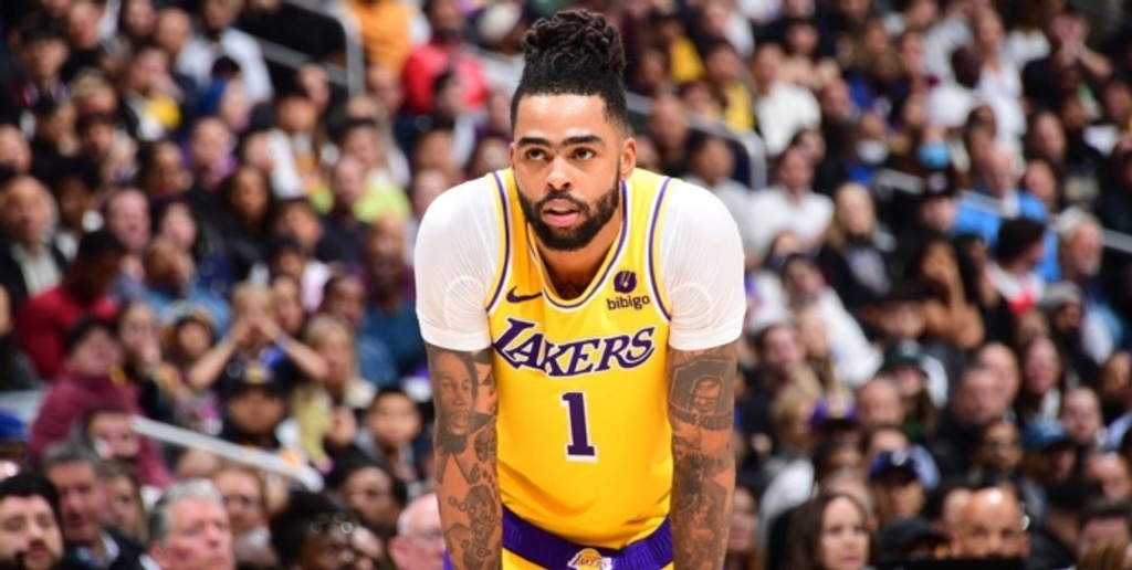 Lakers' D’Angelo Russell fined $15,000 for kicking ball into stands