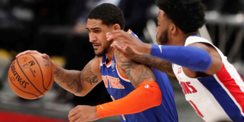 Knicks' Obi Toppin out 7-10 days with strained right calf