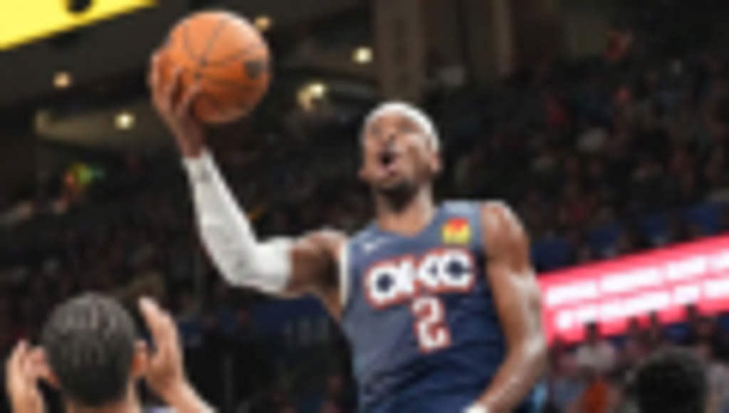 Thunder keep rolling, open up season 15-1 to match elite champs company