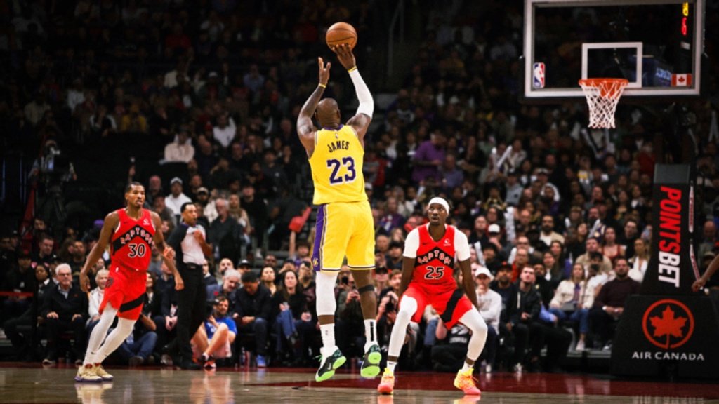 LeBron’s all-time double-digit scoring streak ends at 1,297 games