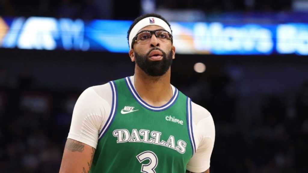 Wizards get Anthony Davis from Mavericks