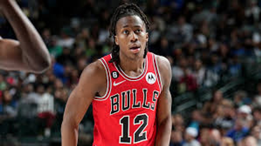 Timberwolves nab Ayo Dosunmu from Bulls for Rob Dillingham