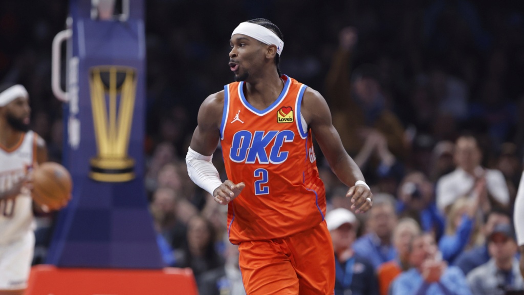 Thunder open title defense with history in sight