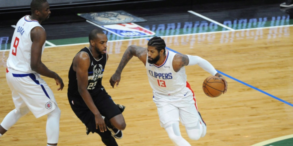 What's wrong with the Clippers' late-game offense?