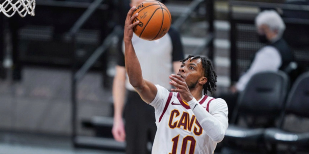 Darius Garland puts up career-high 37 points, Cavs blow out Spurs