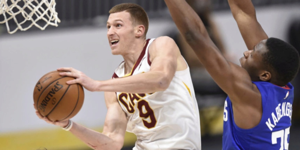 Cavaliers' Dylan Windler has knee surgery, out indefinitely