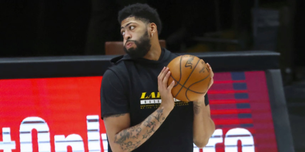 Lakers star Anthony Davis set to end long absence against Mavs