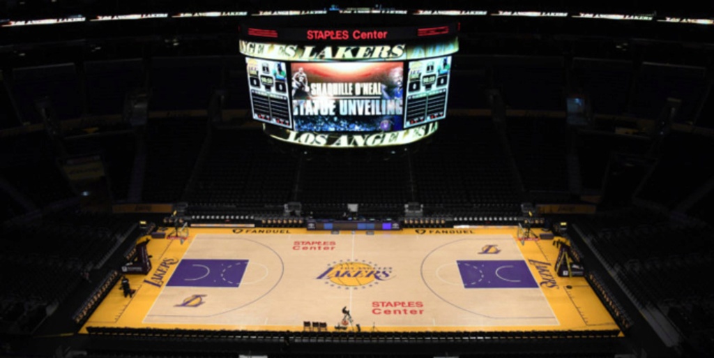 Staying home: Lakers ink Staples Center lease through 2041