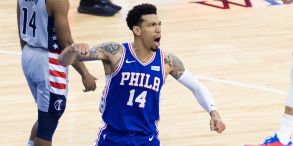 76ers' Danny Green out 2-3 weeks with calf strain
