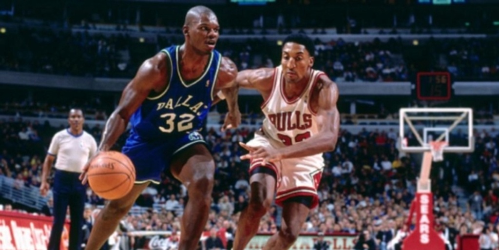 Roundtable: Which former player would fit perfectly in today’s NBA?
