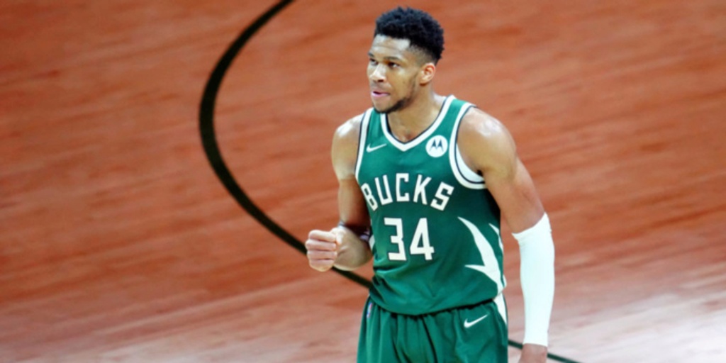 Superman 2.0: Giannis Antetokounmpo is the modern Shaquille O’Neal