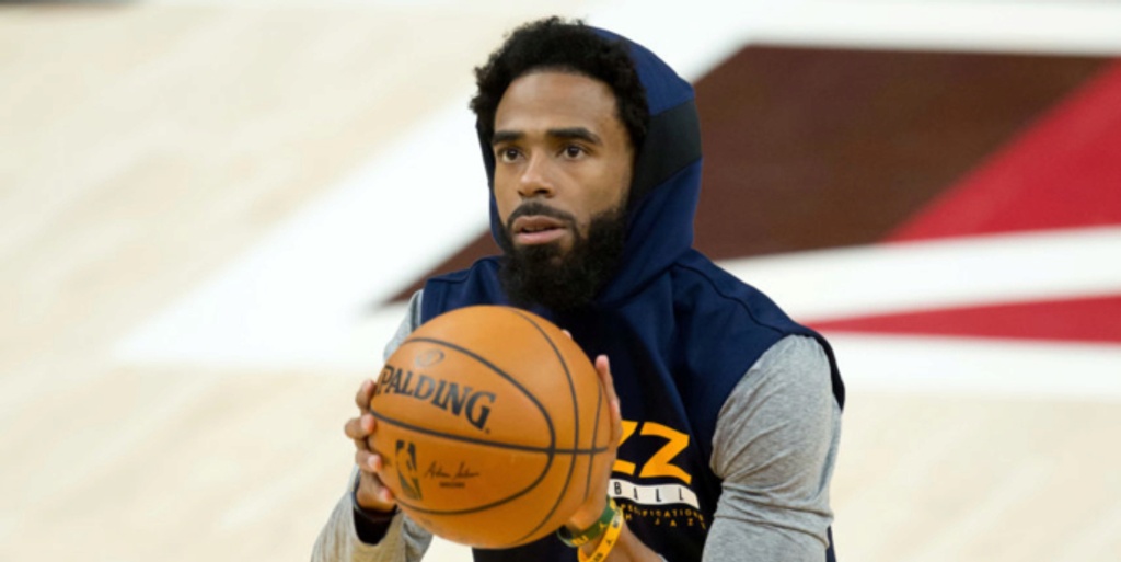 Jazz preparing three-year, $75 million offer for Mike Conley
