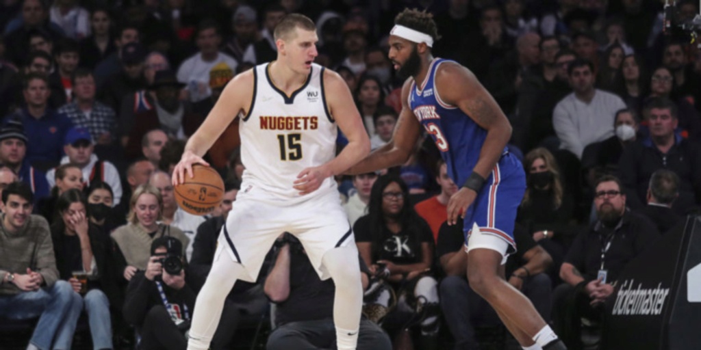 Jokic gets 32 points in just 27 minutes, Nuggets rout Knicks