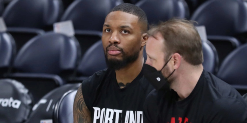 Damian Lillard wants 2-year extension, which could shape Blazers GM search